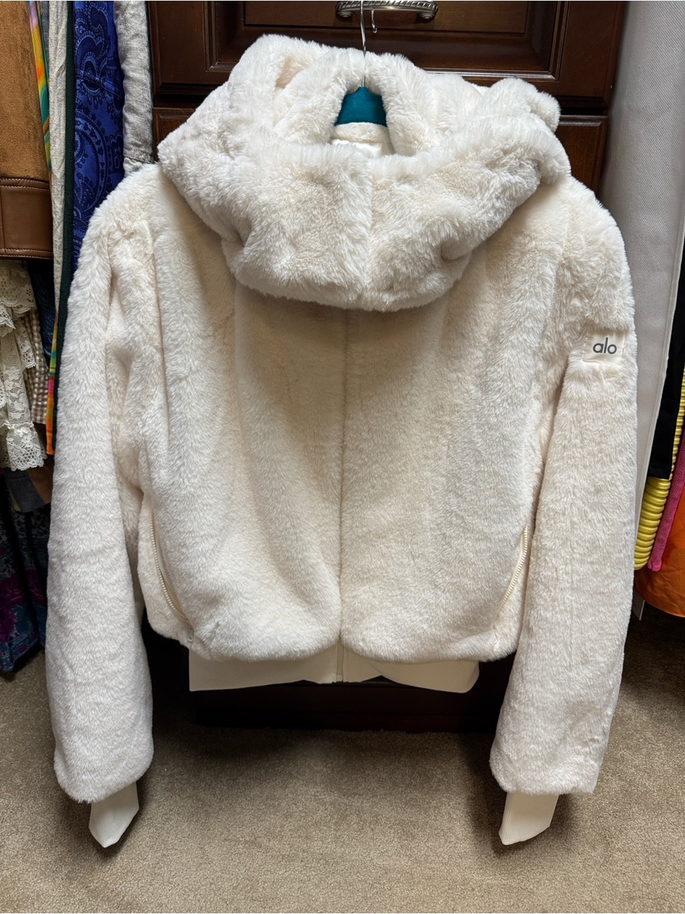 ALO Yoga Faux Fur Foxy Jacket NWOT